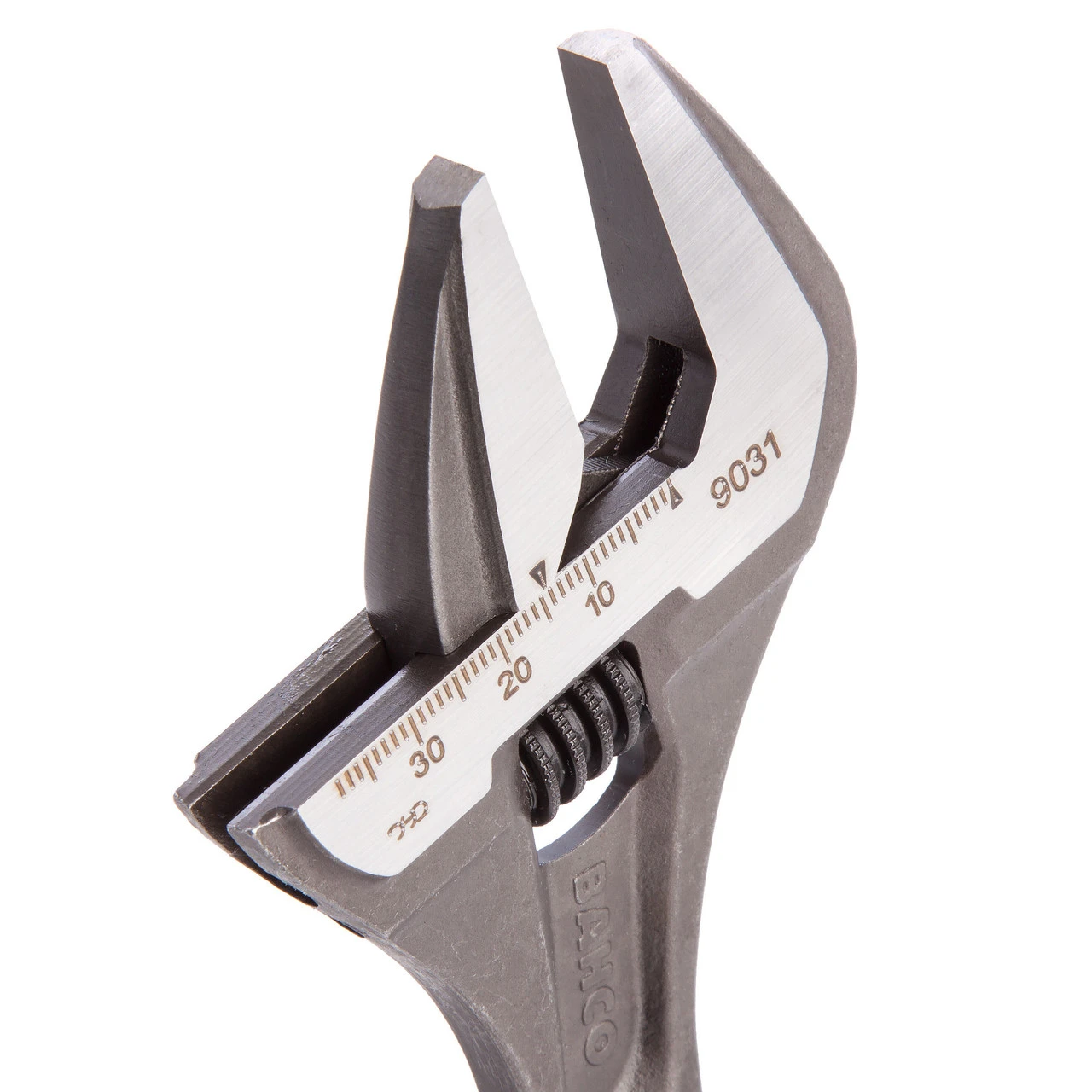 Bahco 9031 Adjustable Wrench 8in / 200mm - 38mm Extra Wide Jaw Capacity 6 Bahco 9031 Adjustable Wrench 8in / 200mm - 38mm Extra Wide Jaw Capacity - Image 4