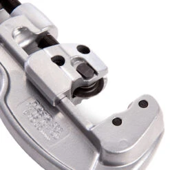 Ridgid 35S Stainless Steel Tubing Cutter 5mm-35mm -Home Tools Store 5b029c01c3a6660178c9c42c 33719.1583489367