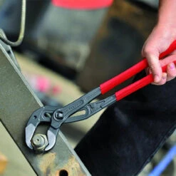 Knipex 8701400SB Cobra XL Pipe Wrench / Water Pump Pliers 400mm 15 Knipex 8701400SB Cobra XL Pipe Wrench / Water Pump Pliers 400mm -Home Tools Store file input 1595861307625 93690.1595861309