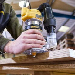Dewalt D26200 1/4 Inch Compact Fixed Base Router (240V) 13 Dewalt D26200 1/4 Inch Compact Fixed Base Router (240V) -Home Tools Store file input 1641987940421 90981.1641987943