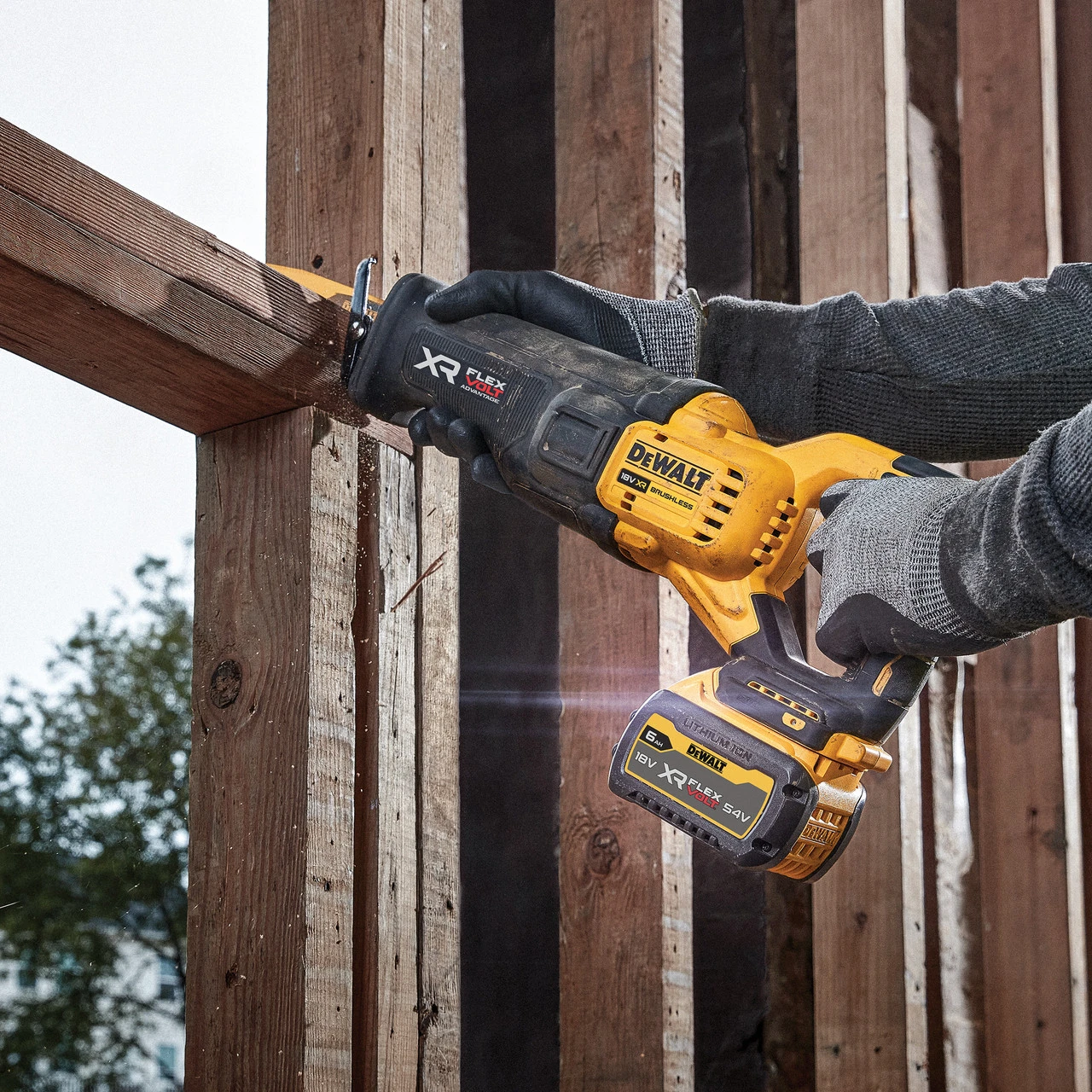 Dewalt DCS386NT 18V XR FlexVolt Advantage Reciprocating Saw (Body Only) 7 Dewalt DCS386NT 18V XR FlexVolt Advantage Reciprocating Saw (Body Only) - Image 5