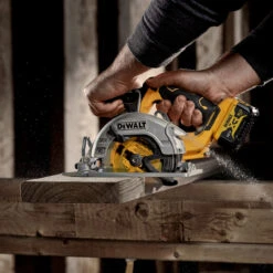 Dewalt DCS512N 12V XR 140mm Circular Saw (Body Only) -Home Tools Store file input 1671527422113 15746.1671527425