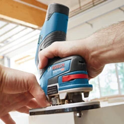 Bosch GKF 12V-8 Brushless Heavy Duty Edge Router (2 X 3.0Ah Batteries) -Home Tools Store file input 1672921329647 20219.1672921331