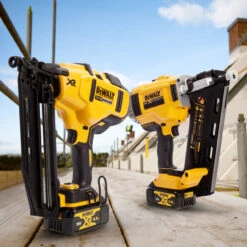 Dewalt DCK264M2T 18V XR Framing & Finishing Nailer (2 X 4.0Ah Batteries) In TSTAK Rolling Case 9 Dewalt DCK264M2T 18V XR Framing & Finishing Nailer (2 X 4.0Ah Batteries) In TSTAK Rolling Case -Home Tools Store file input 1678102711728 49692.1678102713