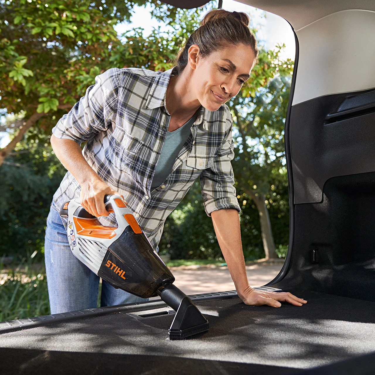 Stihl SEA 20.0 Handheld Vacuum Set (1 X 10.8V Battery) 8 Stihl SEA 20.0 Handheld Vacuum Set (1 X 10.8V Battery) - Image 6